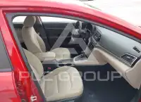 2017 Hyundai Elantra photo