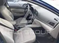 2017 Hyundai Elantra фото