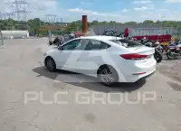 2017 Hyundai Elantra photo