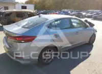 2017 Hyundai Elantra photo