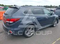 2017 Hyundai Santa Fe photo