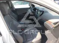 2017 Hyundai Santa Fe photo