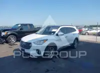 2017 Hyundai Santa Fe photo