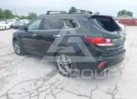 2017 Hyundai Santa Fe photo