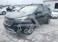 2017 Hyundai Santa Fe photo