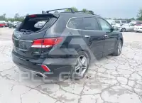 2017 Hyundai Santa Fe photo