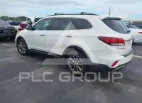 2017 Hyundai Santa Fe photo