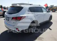 2017 Hyundai Santa Fe photo