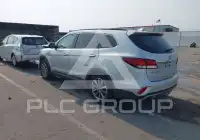 2017 Hyundai Santa Fe photo