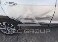 2017 Hyundai Santa Fe photo