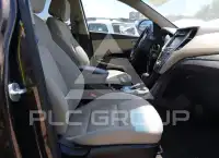 2017 Hyundai Santa Fe photo