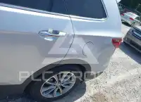 2017 Hyundai Santa Fe photo