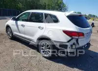 2017 Hyundai Santa Fe photo