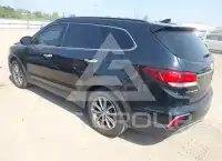 2017 Hyundai Santa Fe photo