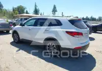 2017 Hyundai Santa Fe photo