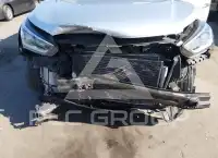 2017 Hyundai Santa Fe photo