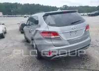 2017 Hyundai Santa Fe photo