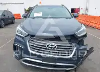 2017 Hyundai Santa Fe photo