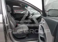 2017 Hyundai Santa Fe photo