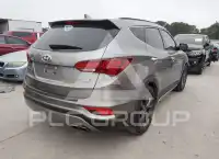2017 Hyundai Santa Fe photo