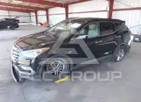 2017 Hyundai Santa Fe photo