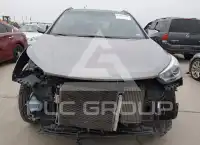 2017 Hyundai Santa Fe photo