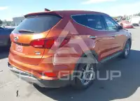 2017 Hyundai Santa Fe photo