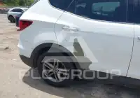 2017 Hyundai Santa Fe photo