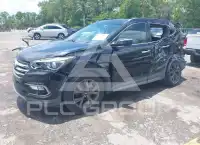 2017 Hyundai Santa Fe photo