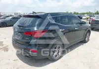 2017 Hyundai Santa Fe photo
