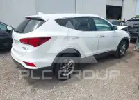 2017 Hyundai Santa Fe photo
