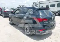 2017 Hyundai Santa Fe photo