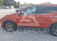 2017 Hyundai Santa Fe photo