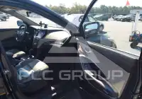 2017 Hyundai Santa Fe photo