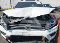 2017 Volkswagen Touareg фото