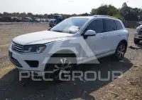 2017 Volkswagen Touareg фото