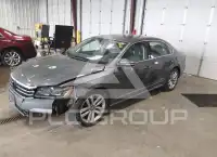 2017 Volkswagen Passat фото