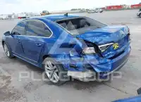 2017 Volkswagen Passat фото