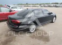 2017 Volkswagen Passat фото