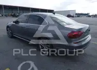2017 Volkswagen Passat фото