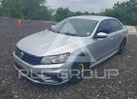 2017 Volkswagen Passat фото