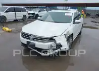 2017 Volkswagen Passat фото