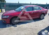2017 Volkswagen Passat photo