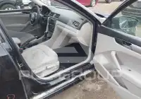 2017 Volkswagen Passat фото