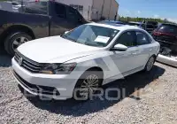 2017 Volkswagen Passat фото