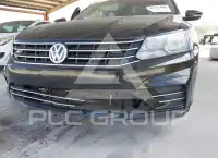 2017 Volkswagen Passat фото