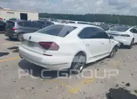 2017 Volkswagen Passat фото