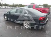 2017 Volkswagen Passat фото