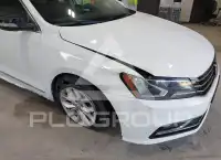 2017 Volkswagen Passat фото
