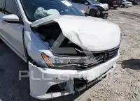 2017 Volkswagen Passat фото